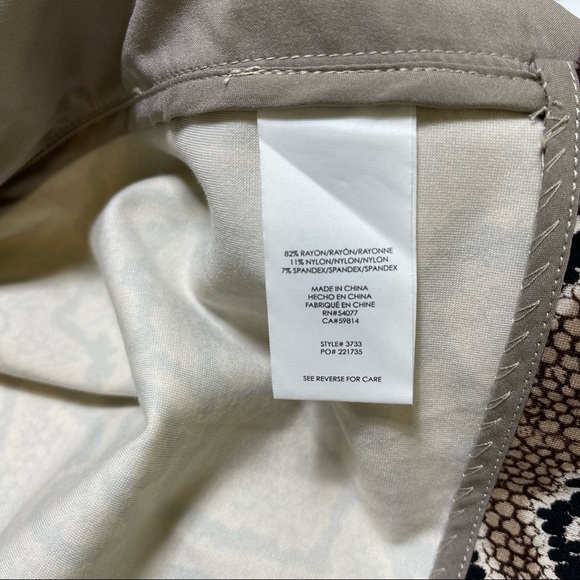 CAbi #3733 Python Blazer Snake Print Tan Gray Jacket Size 8 - Picture 12 of 12